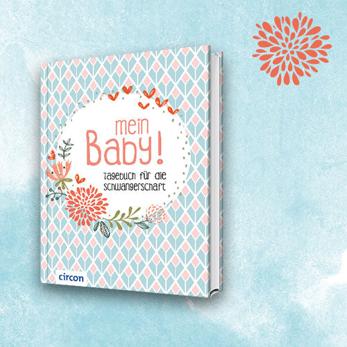 Das Bild zeigt das Schwangerschaftstagebuch mit dem Titel "Mein Baby!" und ist auf einem hellblauen Hintergrund abgebildet. In der rechten Ecke ist eine aprikofarbene Illustration zu sehen.